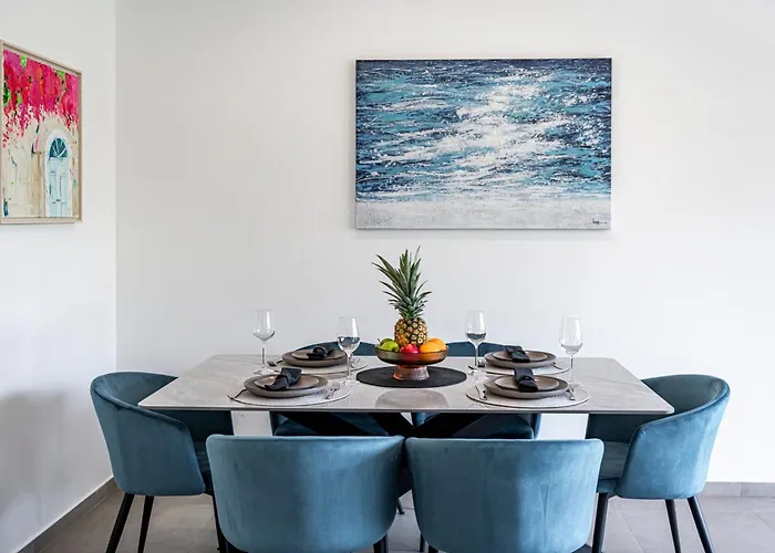 Family Ambient Apartment